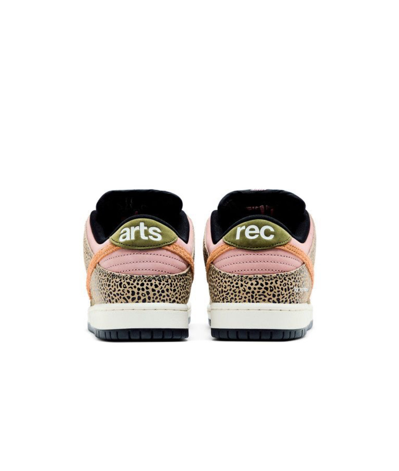 Arts-Rec x Dunk Low SB'For
Recreational Use'