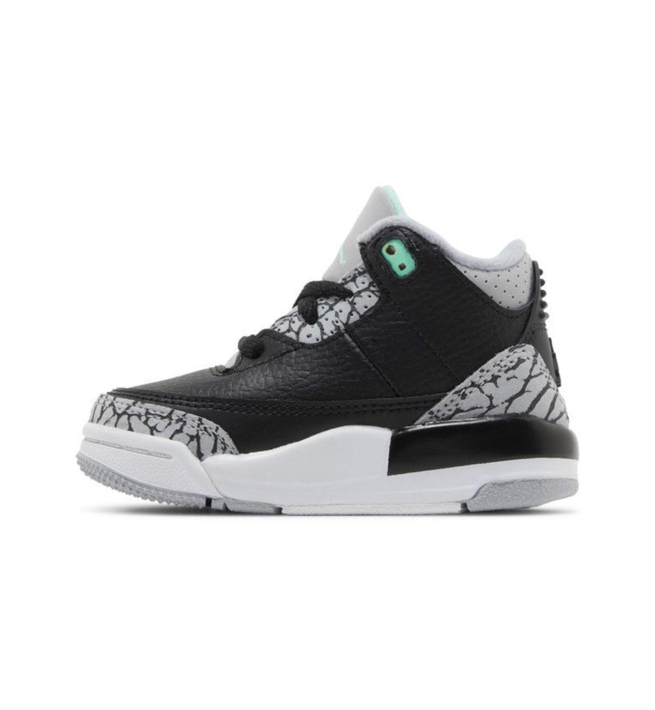 Air Jordan 3 Retro TD 'Green Glow'