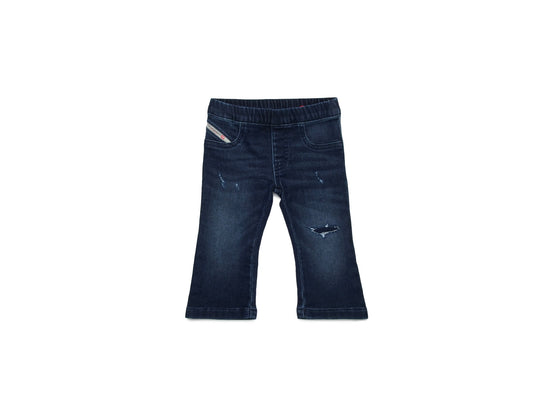 Diesel Kids
Distressed denim jeans