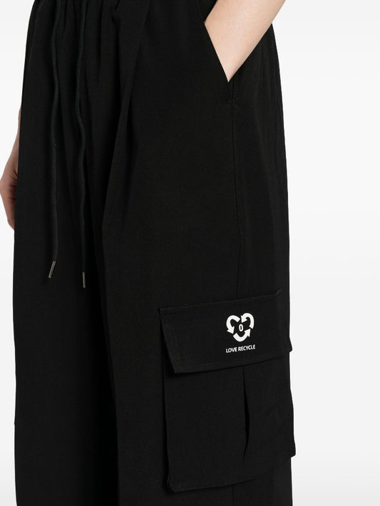 Ground Zero
Wide leg cargo pants