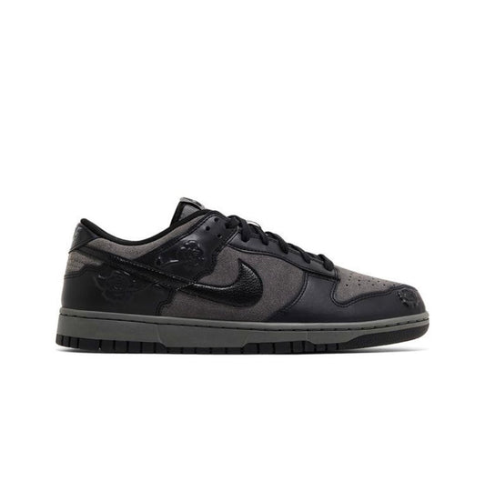 Nike Wmns Dunk Low 'Black Roses’