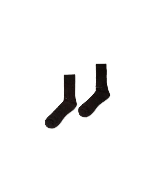 Random Identities
Logo-embroidered ribbed socks